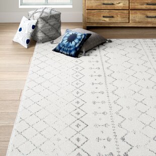 Christopher Knight Home Alfonso Indoor Geometric 5 x 8 Area Rug Navy/Ivory