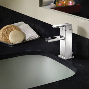 90 Degree Single Handle Single Hole Bathroom Faucet with Drain