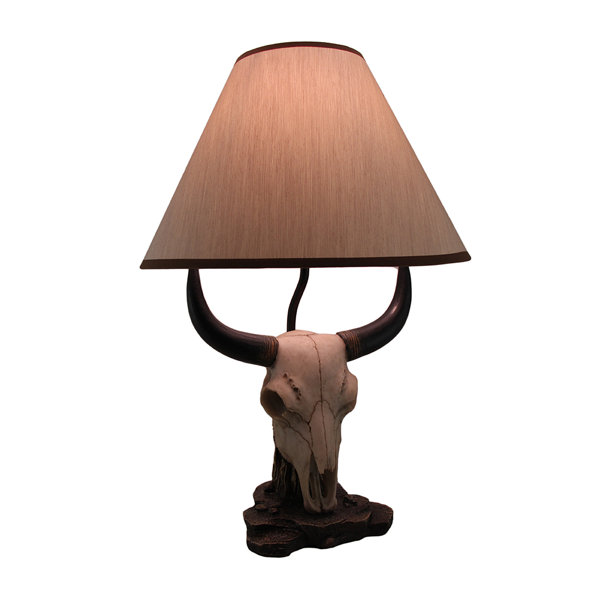 skull table lamp