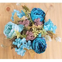 Cream Hydrangea Wreath with Blue Rooster
