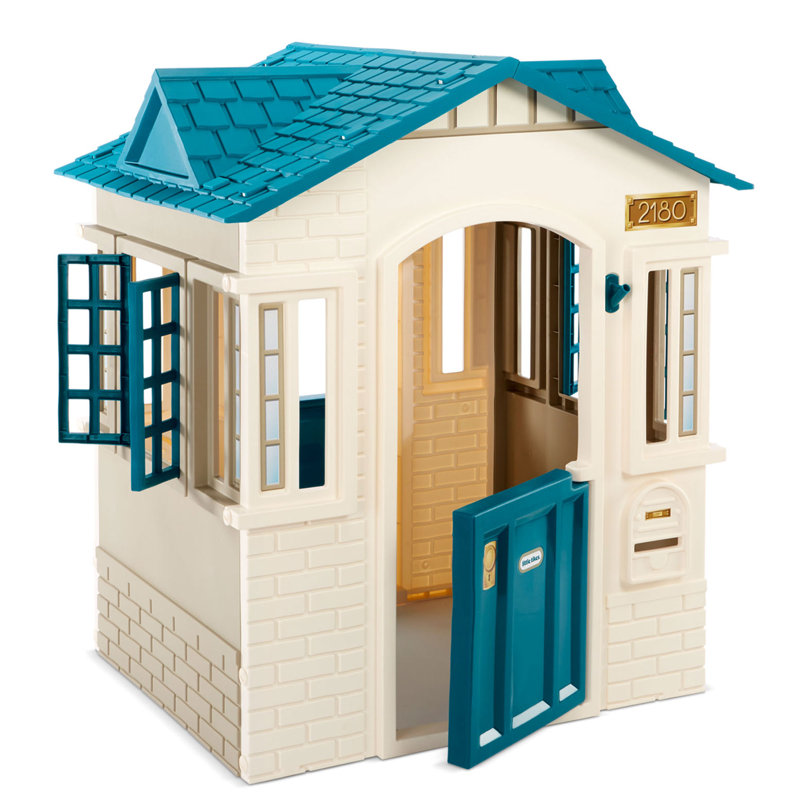plastic cottage playhouse