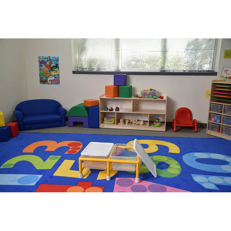 mini discovery table