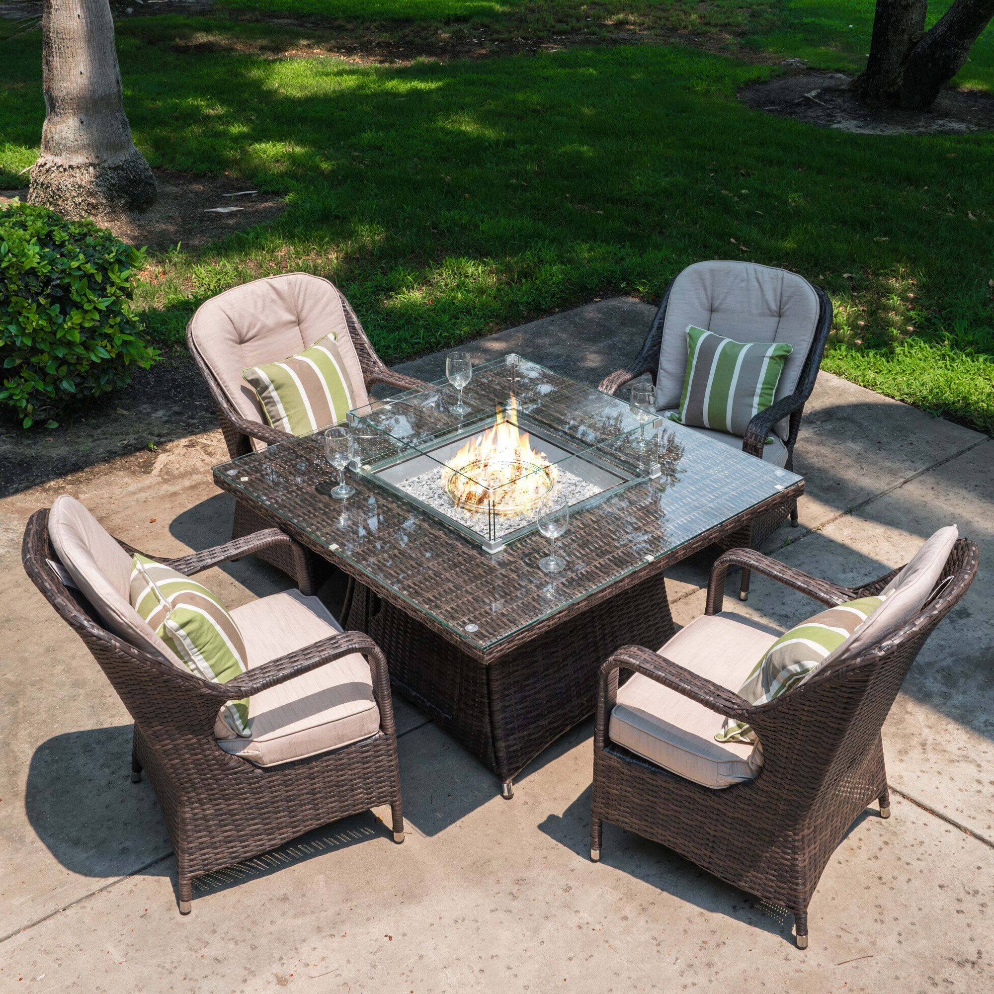 Bayou Breeze Flaherty 5 Piece Dining Set with Cushions and Firepit 