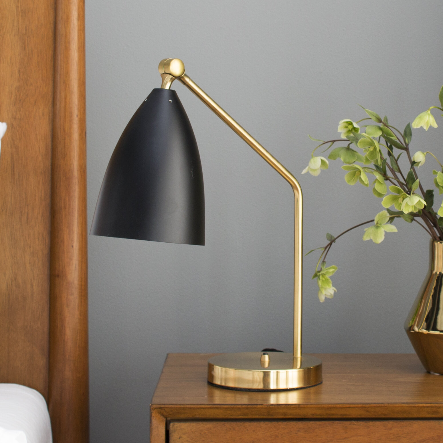 grasshopper table lamp