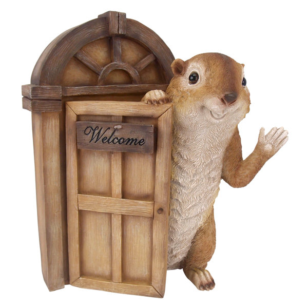 Design Toscano Garden Greetings Squirrel Welcome Tree ...