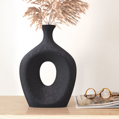 modern stoneware ceramic vase - decorative textured accent with sleek design, elegant home decor statement for contemporary interiors