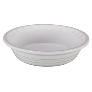 white pie dish