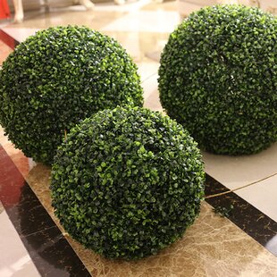 illuminated topiary balls