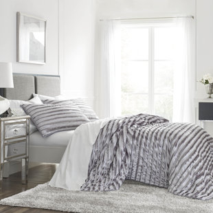 crushed velvet cot bedding