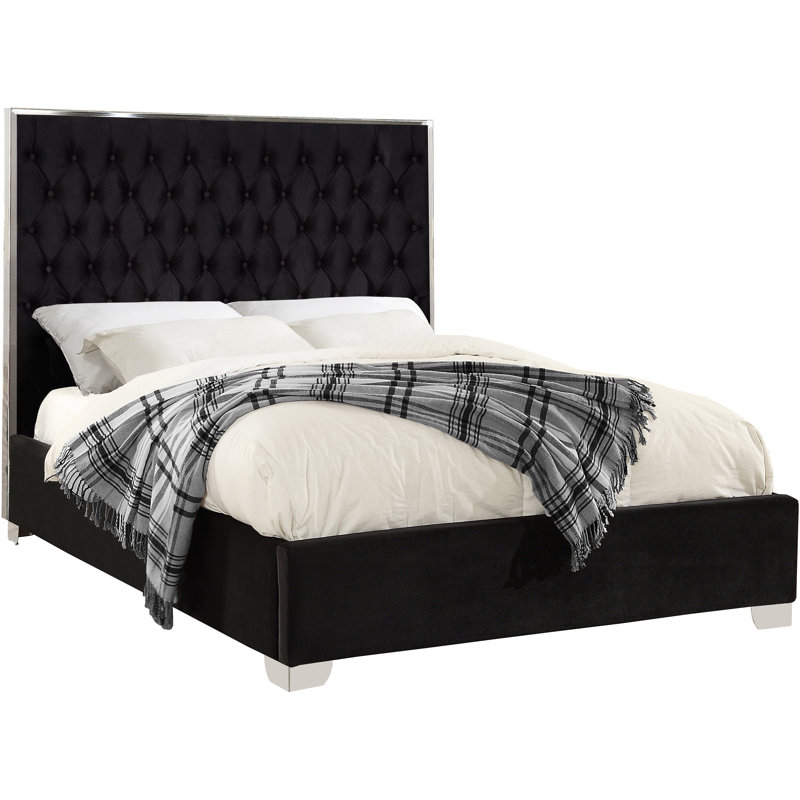 Spadaro Solid Wood Tufted Upholstered Platform Bed
