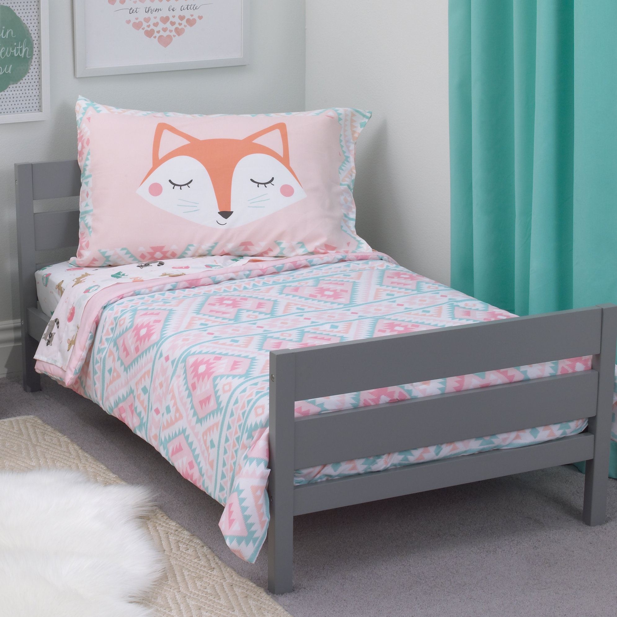 little girl toddler bed