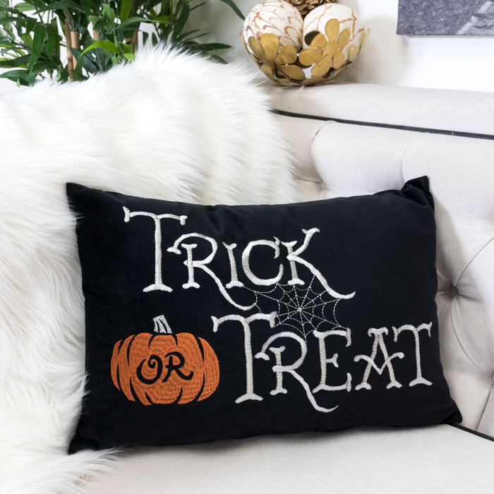 The Holiday Aisle Tianna Halloween Trick Or Treat Embroidery Throw