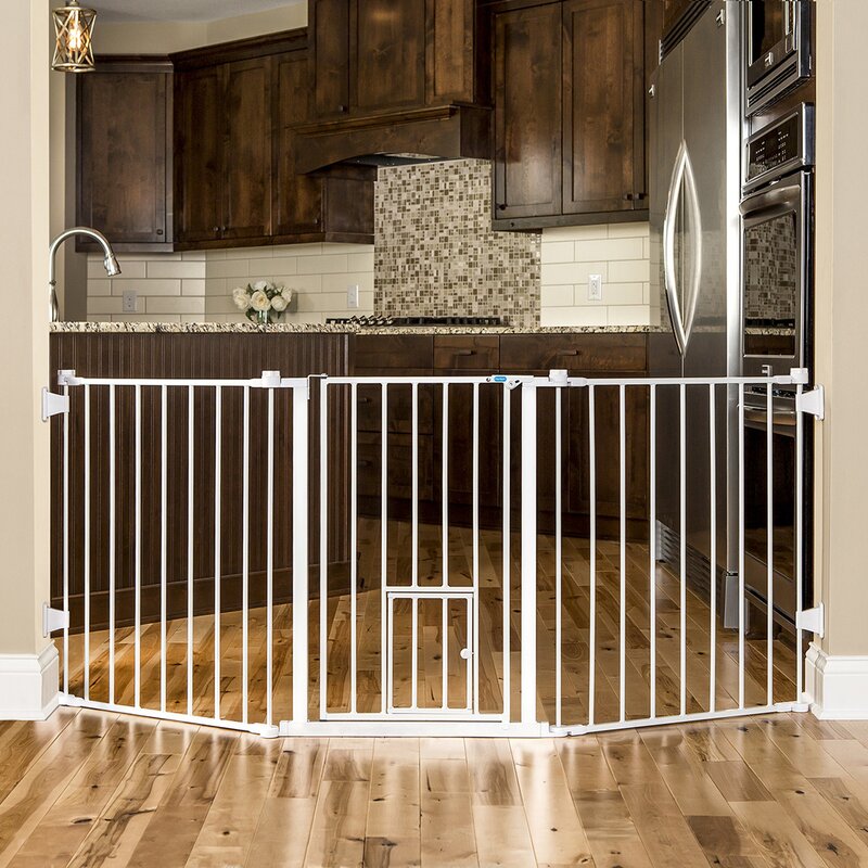 Tucker Murphy Pet™ Hendren Flexi Pet Gate & Reviews | Wayfair