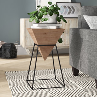 Reiley Iron End Table by Ivy Bronx Herry Up