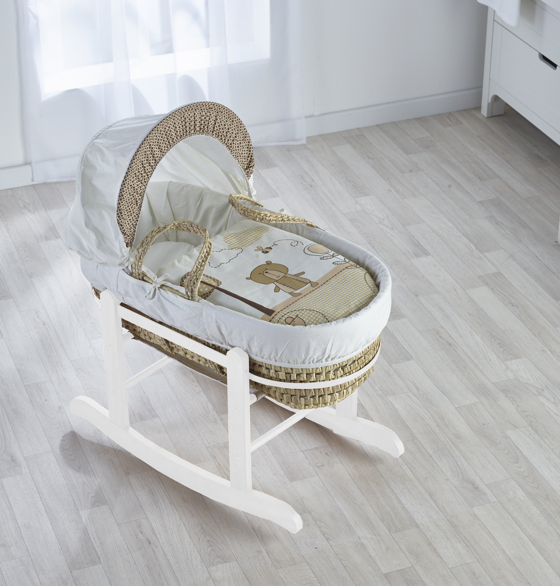 moses basket that rocks