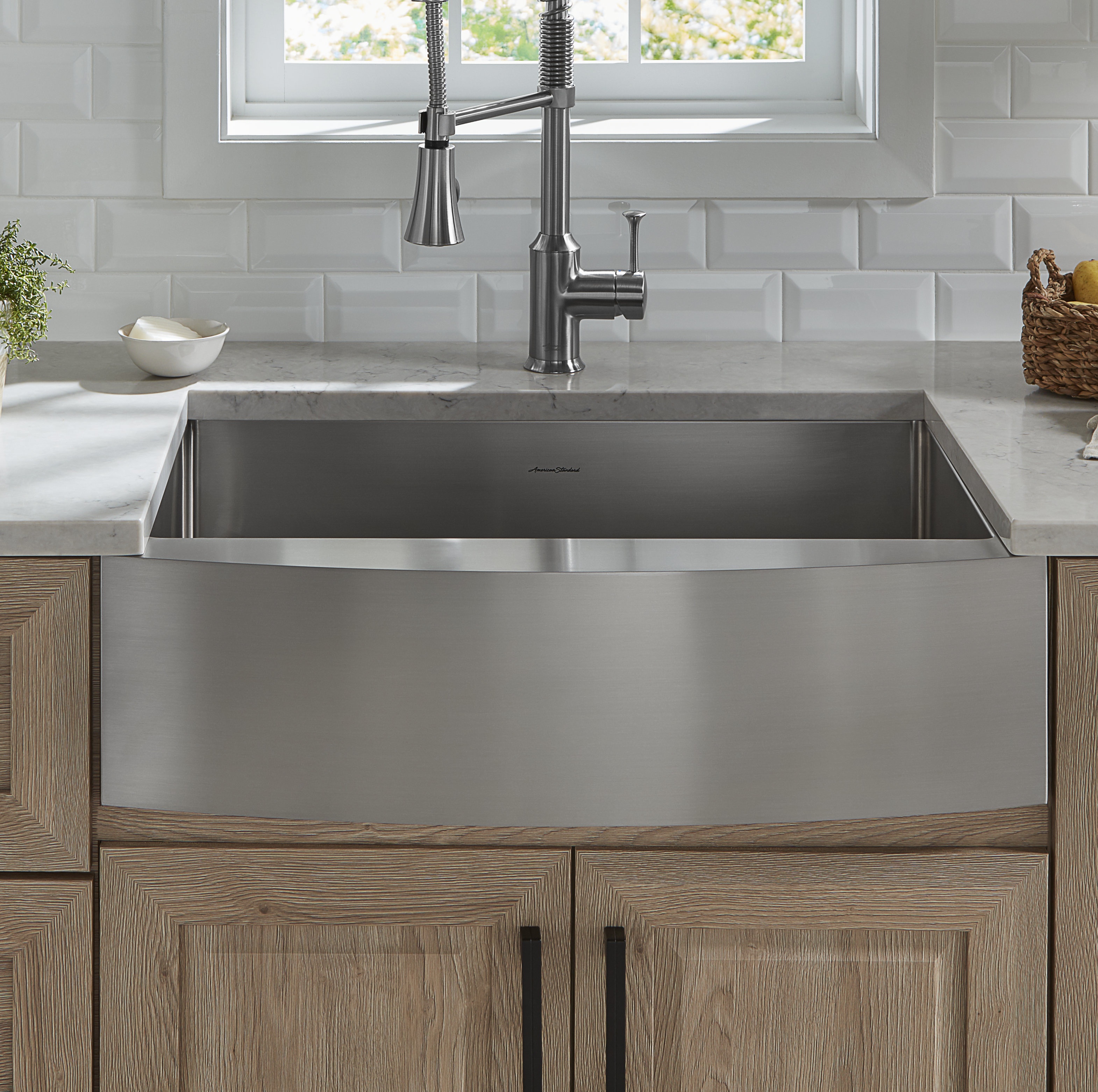 American Standard Pekoe 30 L X 22 W Farmhouse Apron Kitchen Sink With   Pekoe 30 L X 22 W Farmhouseapron Kitchen Sink With Basket Strainer 