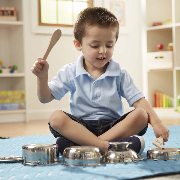 kids play pots