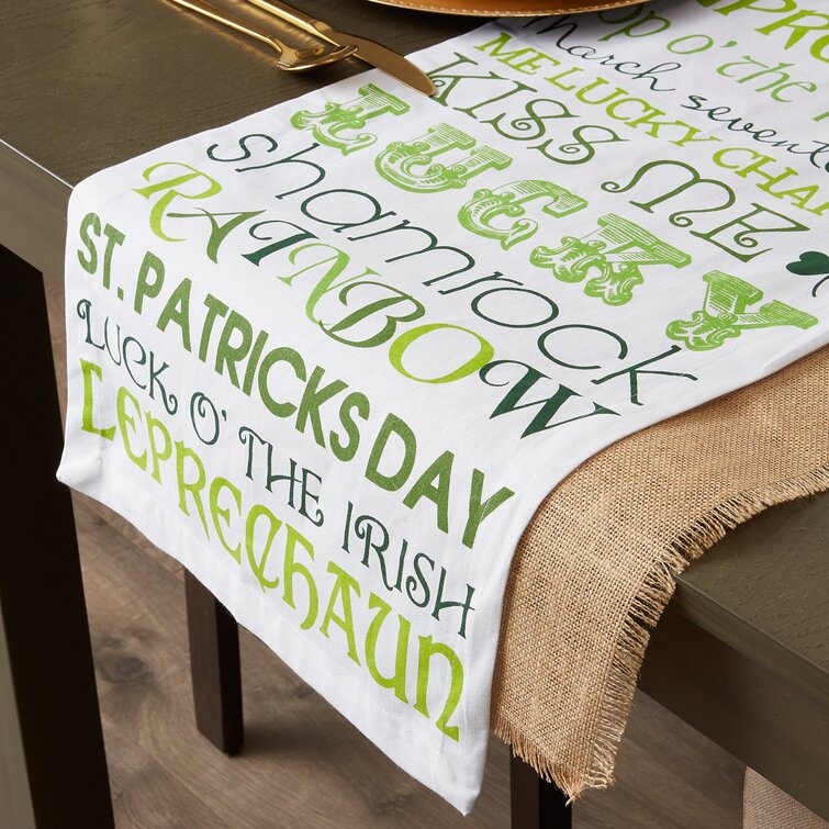 NEW Irish St Patricks Day SHAMROCK Tapestry TABLE RUNNER  Truck CLOVER LUCK
