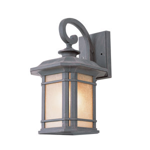 Corner Windows 1-Light Outdoor Wall Lantern