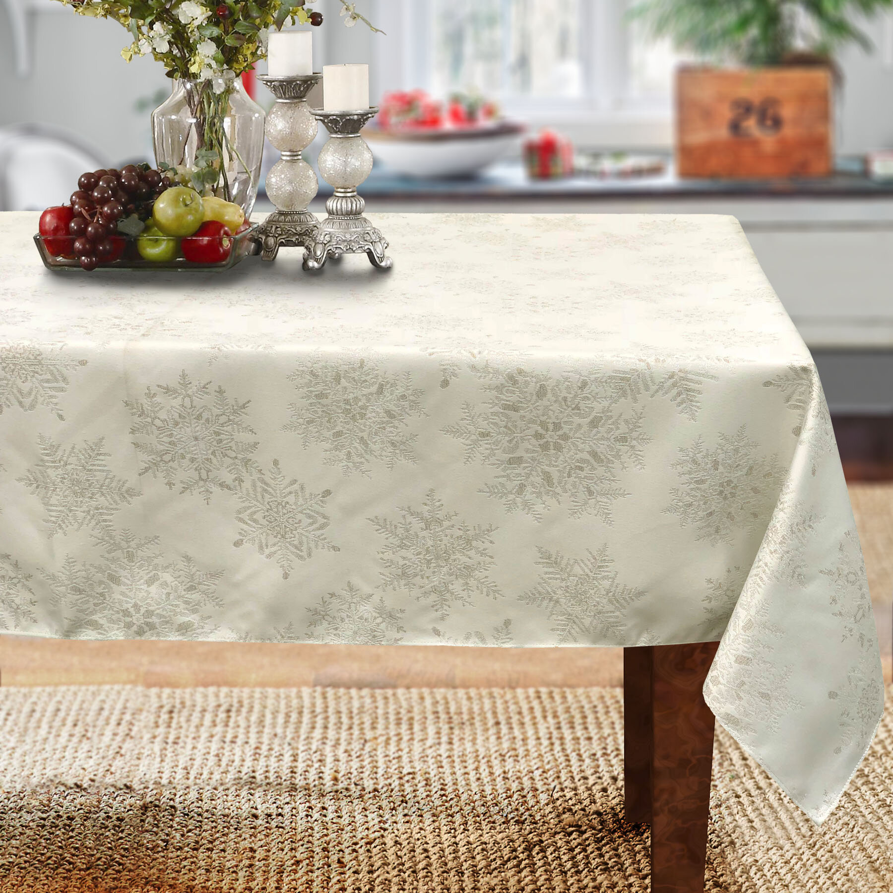 Jacquard Woven Red Christmas Tablecloth with Gold Threads in 4 Sizes