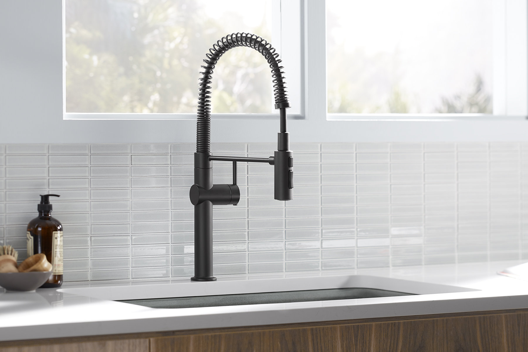 Kohler Crue Single Handle Semiprofessional Kitchen Faucet & Reviews
