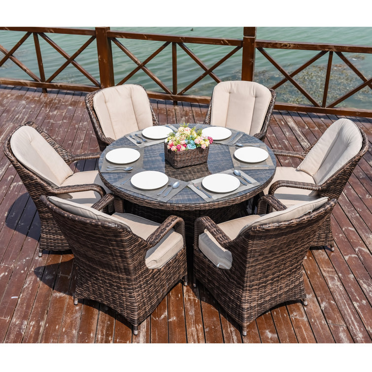 six person outdoor dining set