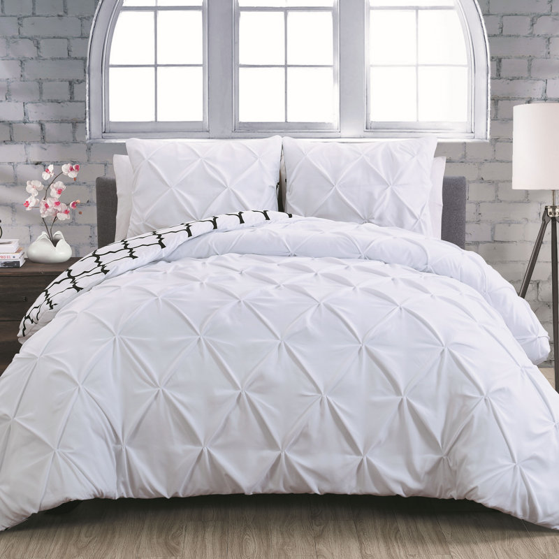 Charlton Home Aaron 3 Piece Reversible Duvet Cover Set Reviews Aaron 3 Piece Reversible Duvet Cover Set