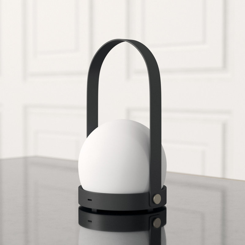 carrie table lamp