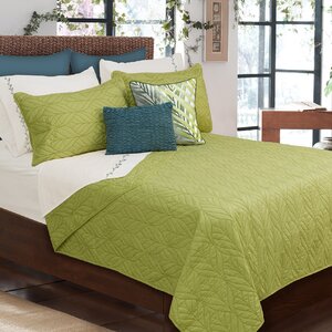 Hilda 3 Piece Quilt Set