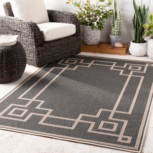 Black SAFAVIEH Amherst Collection AMT442I Non-Shedding Living Room Bedroom Dining Home Office Area Rug 8' x 10' Cream