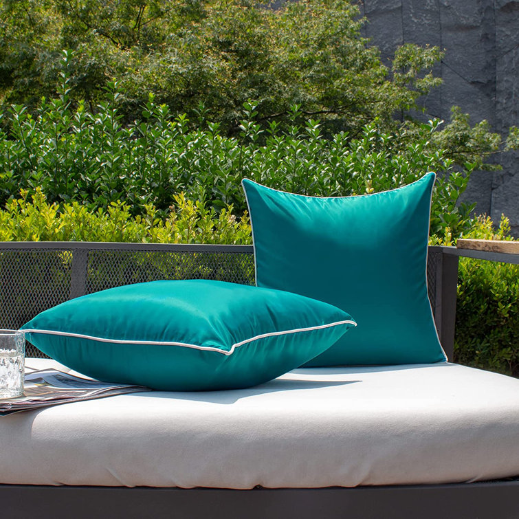 waterproof throw pillows