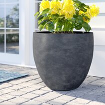 FLOWER POT BONHOMME for indoors and outdoors with water drain hole