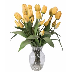 Tulips Floral Arrangements in Glass Vase