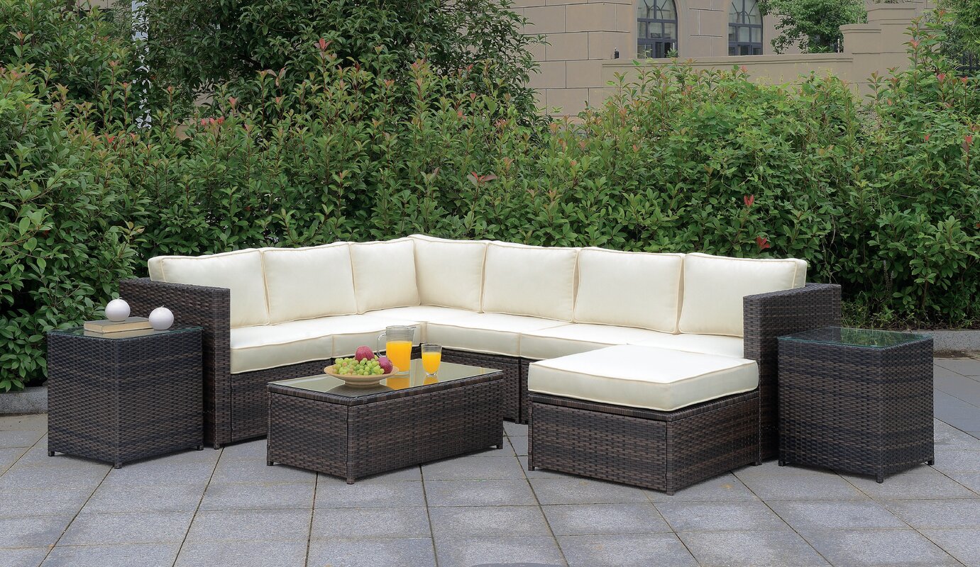 Morrell Sectional