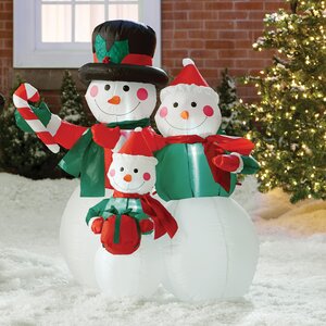 Snowmen Family Decoration
