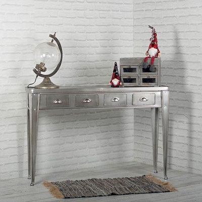 Vintage Look Metal Table