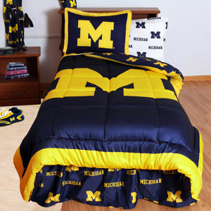 NCAA Michigan Reversible Bed in a Bag Set