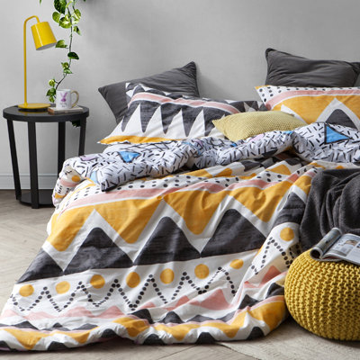 Turn On The Brights Nisha 3 Piece Reversible Comforter Set Size