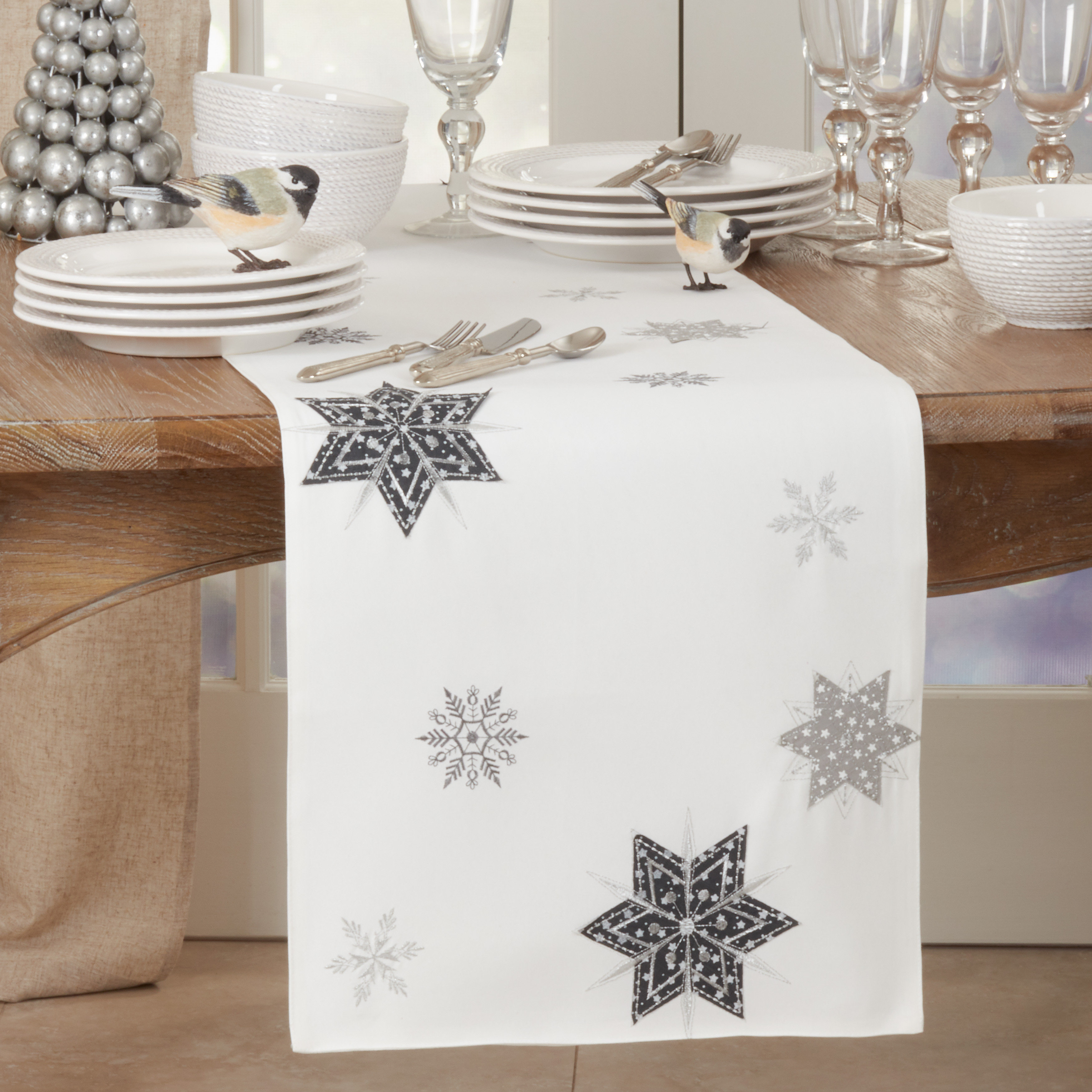 The Holiday Aisle Izumi Geometric Christmas Table Runner Wayfair