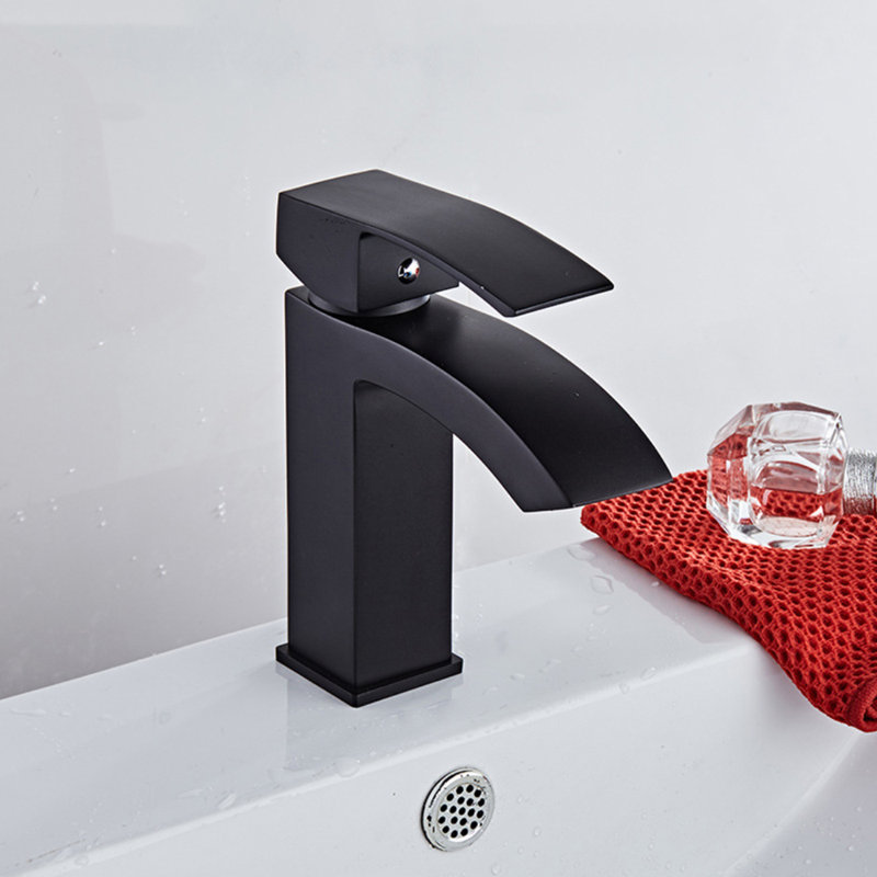 M111B Single Hole Faucet Bathroom