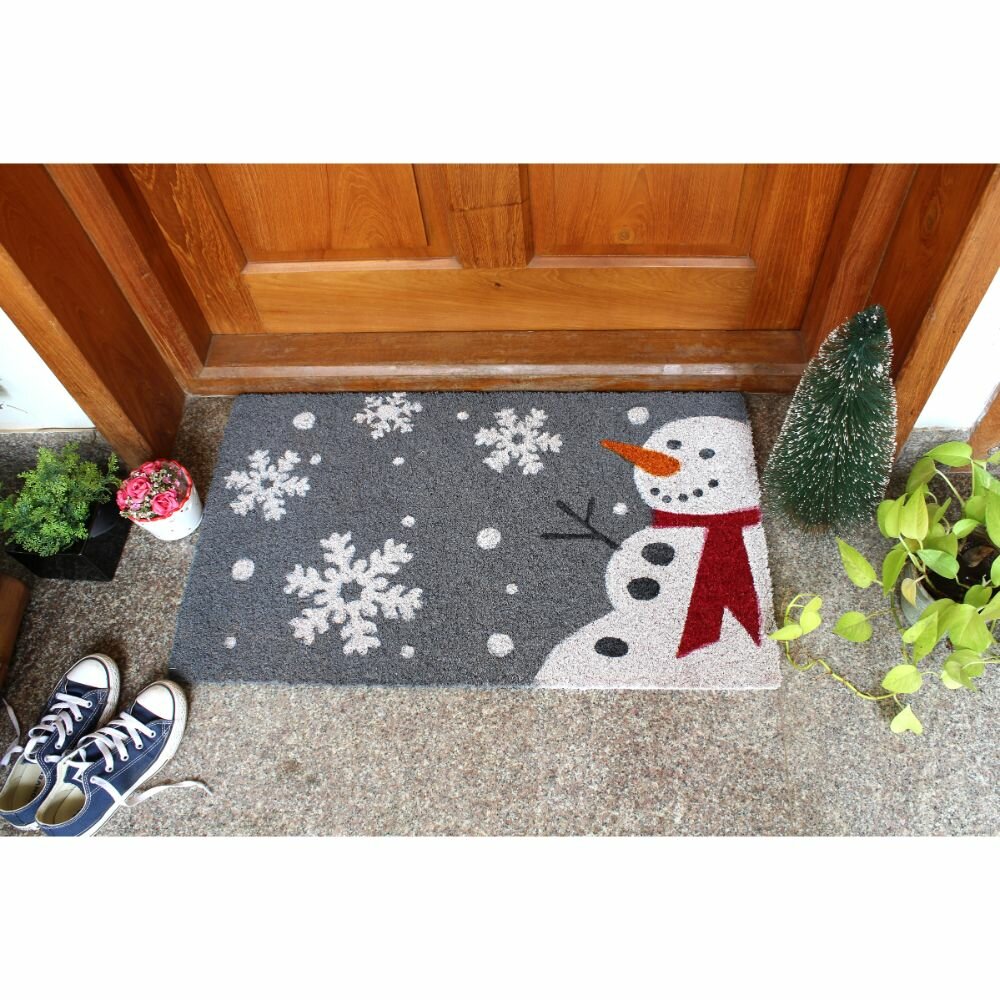 The Holiday Aisle Delrio Machine Tufted Snowman Coir 30 In X 18