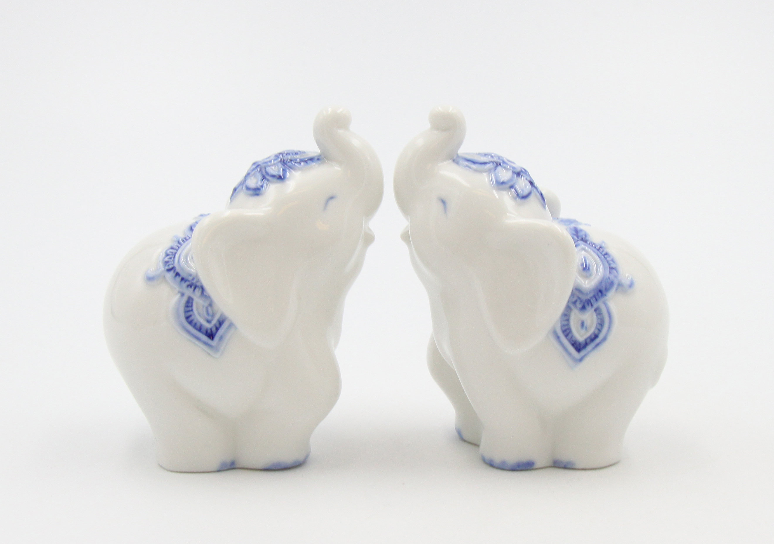 CosmosGifts Blue Print Elephant Salt and Pepper Shaker Set | Wayfair