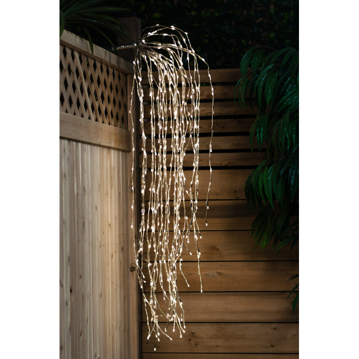 The Holiday Aisle Weeping 440 Light Led Lighted Tree Reviews