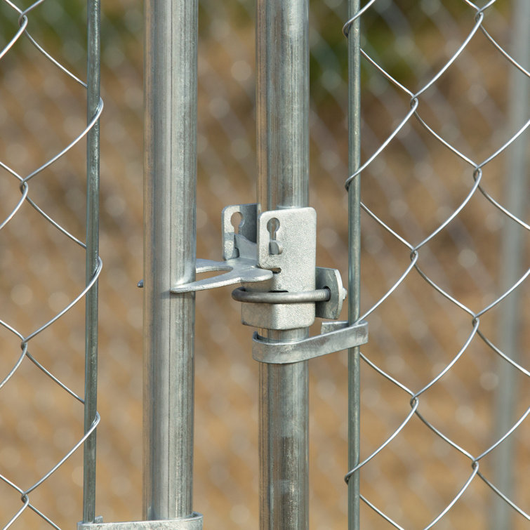 chain link fence dog bowl