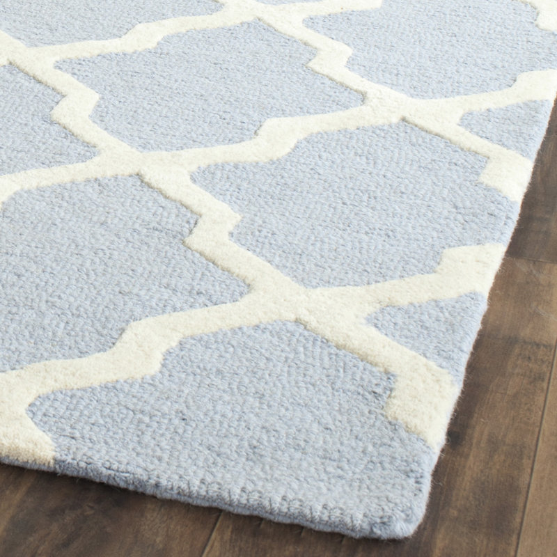 Safavieh Cambridge Hand Tufted Hooked Light Blue Ivory Area Rug Cambridge Hand Tufted Hooked Light Blue Ivory Area Rug