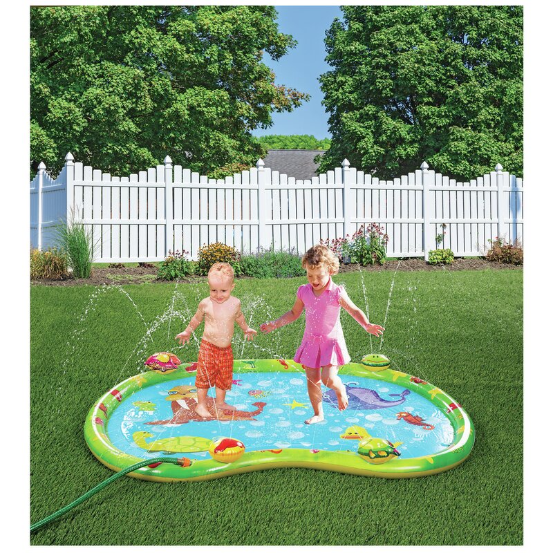 play sprinkler