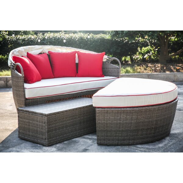 Garden Grove 3 Piece Daybed Set with Cushions