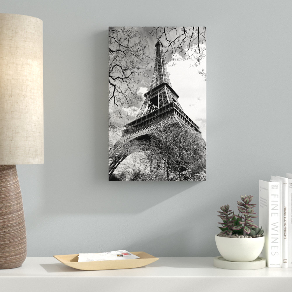 eiffel tower clay model