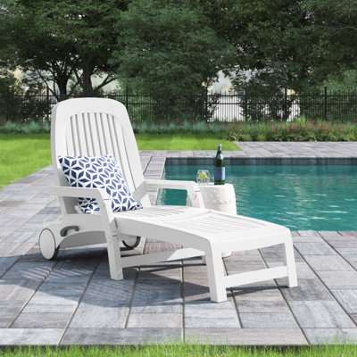 Makaila Outdoor Folding Chaise Lounge Chair On Wheels, Patio Sun Lounger Recliner With Storage Box & 5-Position Backrest For Garden, Beach, Pool, White