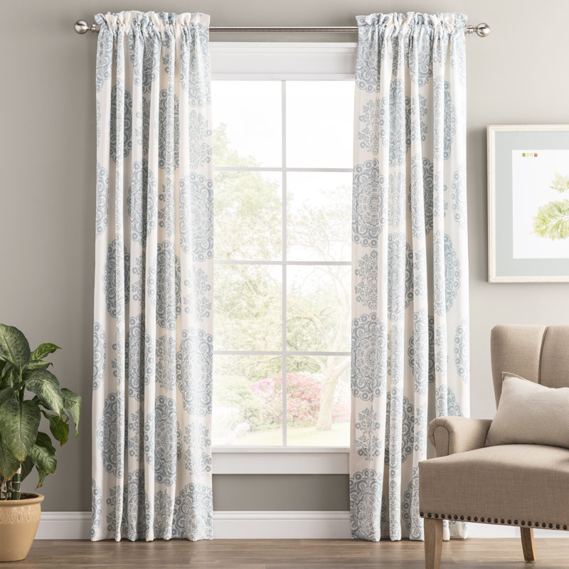 curtains & drapes